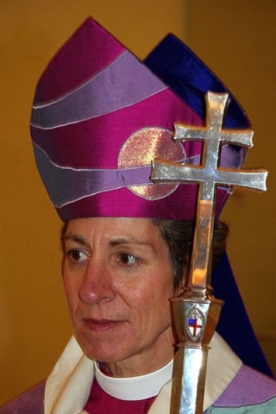 Photo : Bishop Katharine Jefferts Schori (Jonathunder)