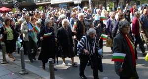 Procession in defense of mandatory religious instruction in Bulgarian public schools, organized by the Bulgarian Orthodox Church (Sofia, September 24, 2010)
