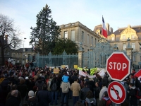 Revue de presse, 12 décembre